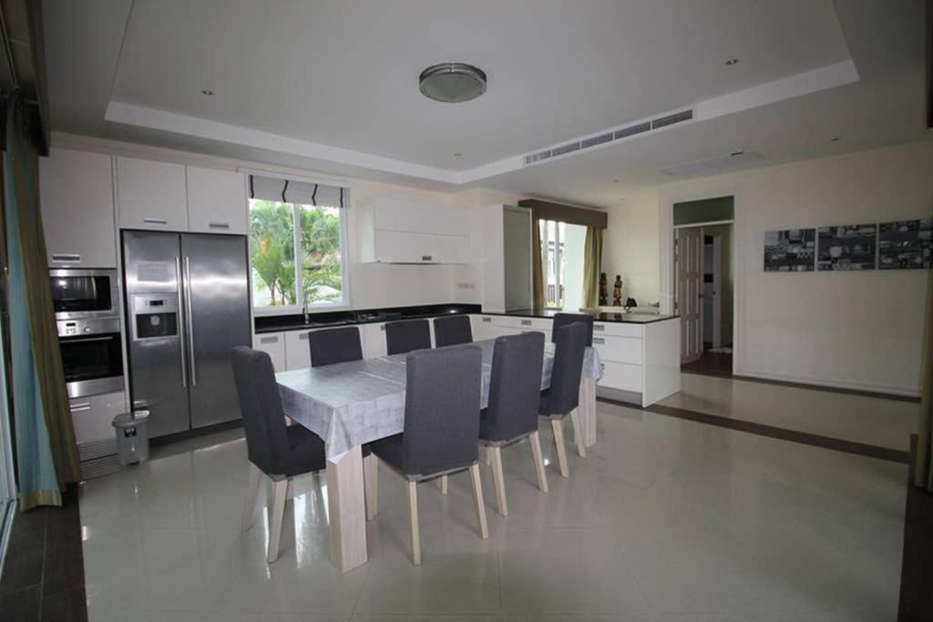 4 Bedroom Villa Kamala Beach Phuket Εξωτερικό φωτογραφία